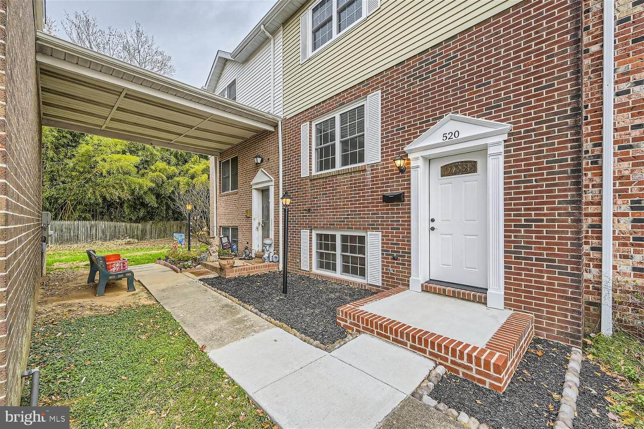 520 Cressy Road - Photo 1