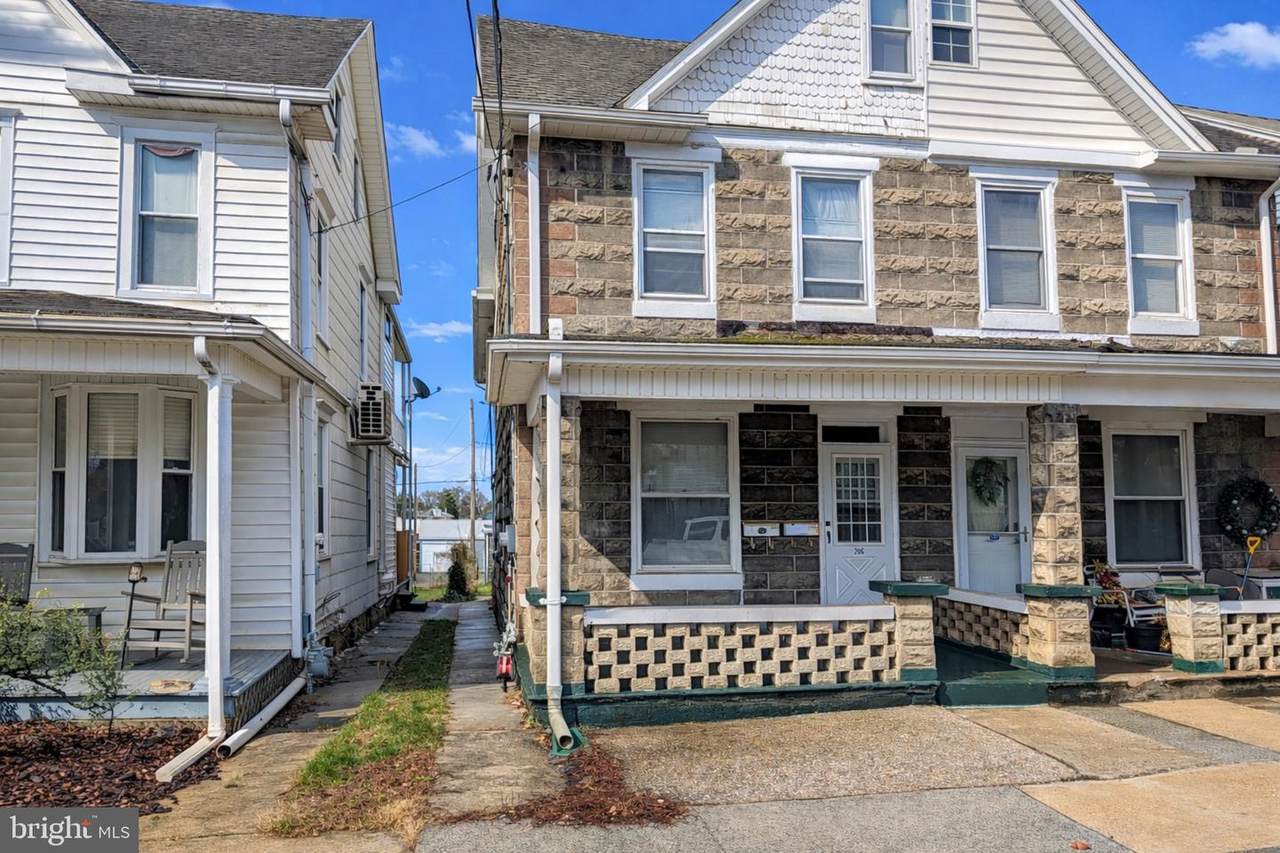 206 Herman Avenue - Photo 1