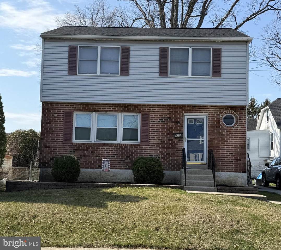 715 Swarthmore Avenue - Photo 1