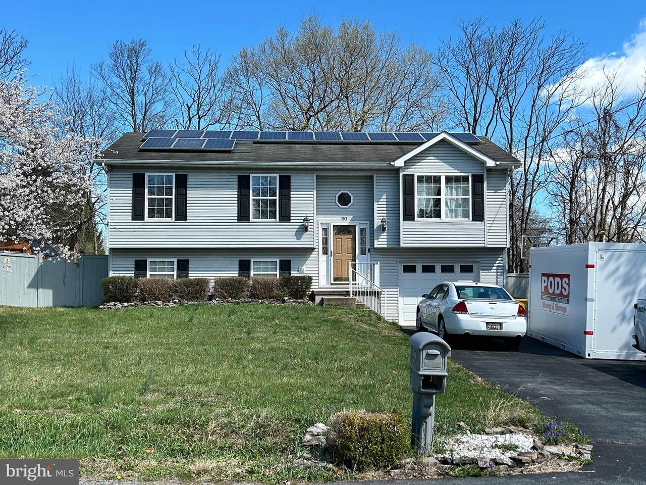 60 Wendover Drive - Photo 1