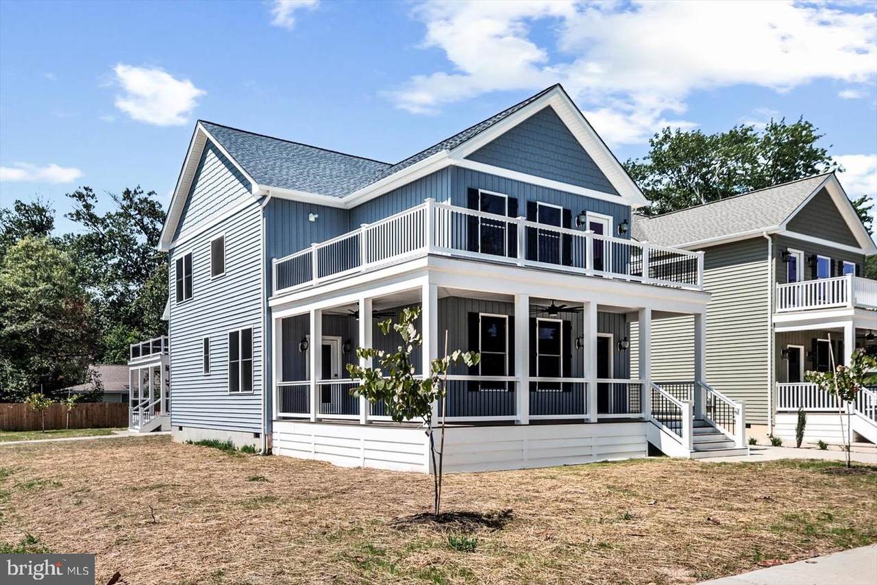 700 Taggart Street - Photo 1
