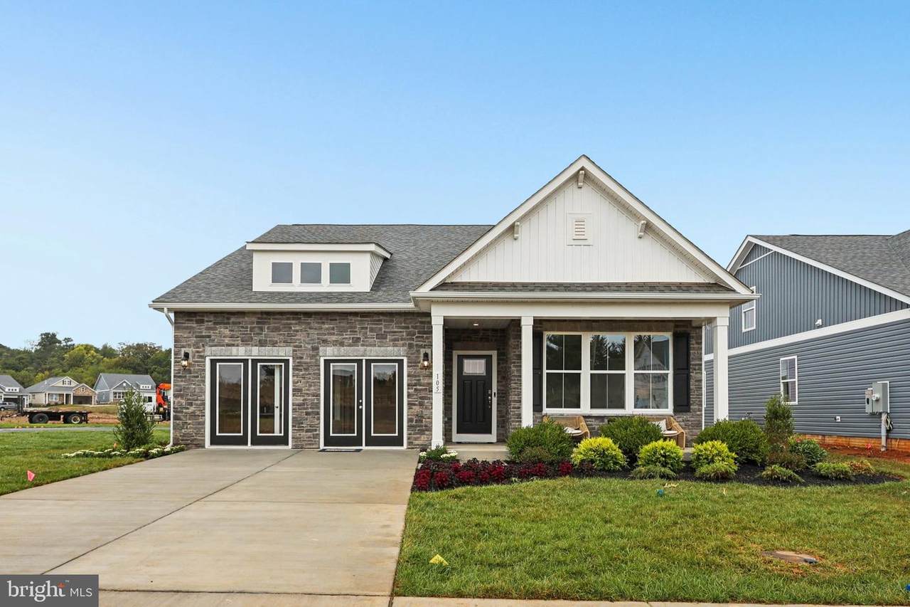 232 Hydrangea Way - Photo 1