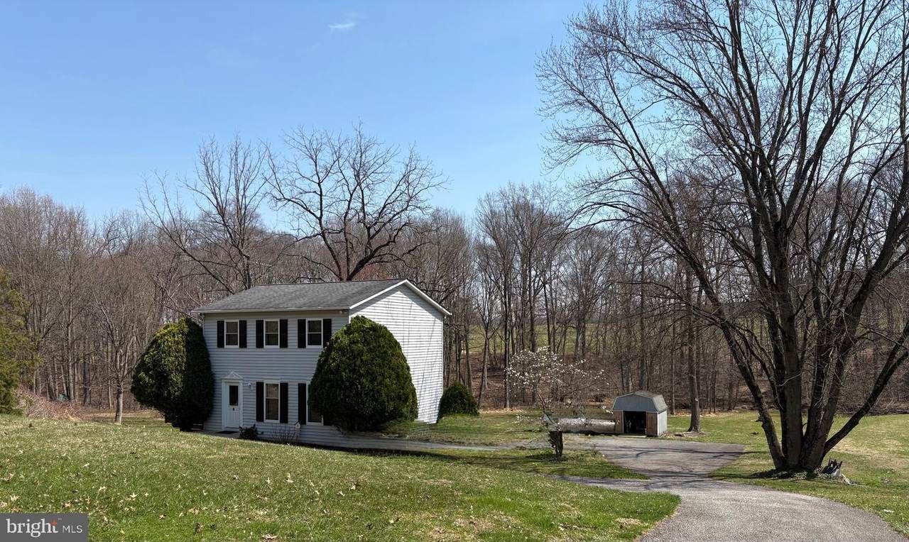 8 Briar Chase Road - Photo 1