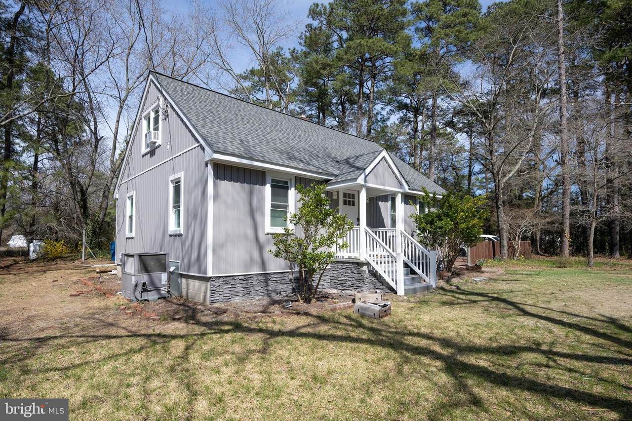 27504 Riverside Drive - Photo 1