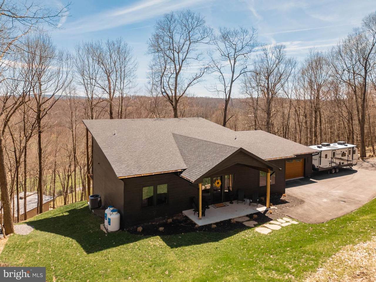 620 Crosby Drive - Photo 1