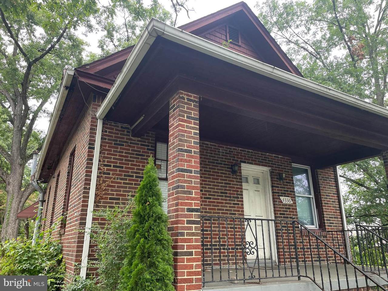 4336 Southern Avenue - Photo 1