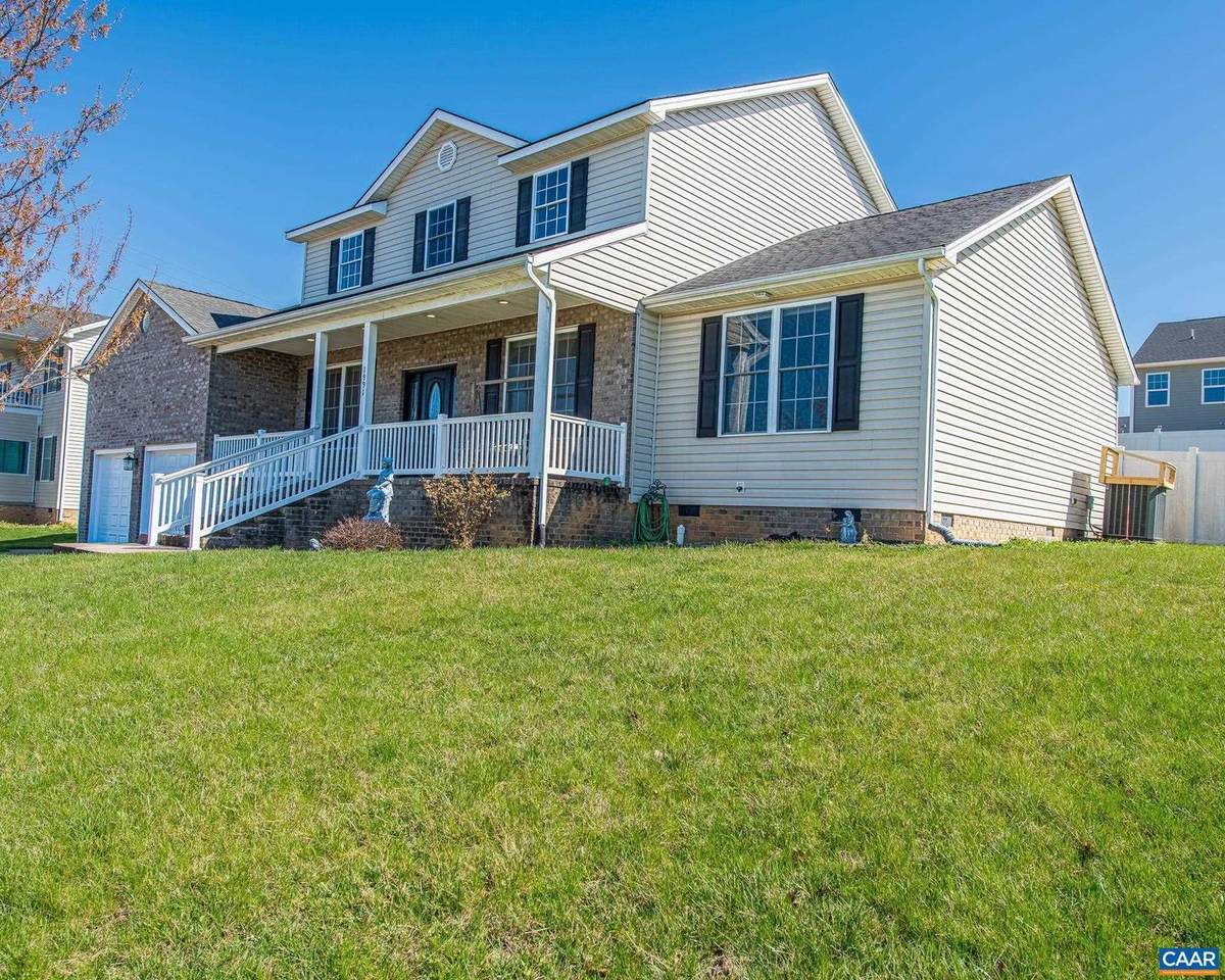 1991 Russell Dr - Photo 1