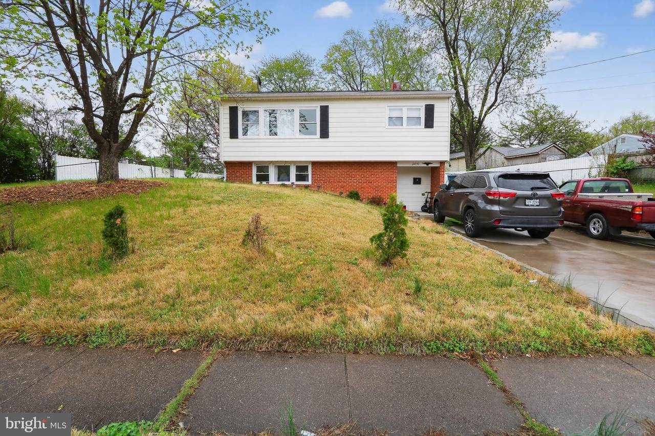 14751 Arizona Avenue - Photo 1