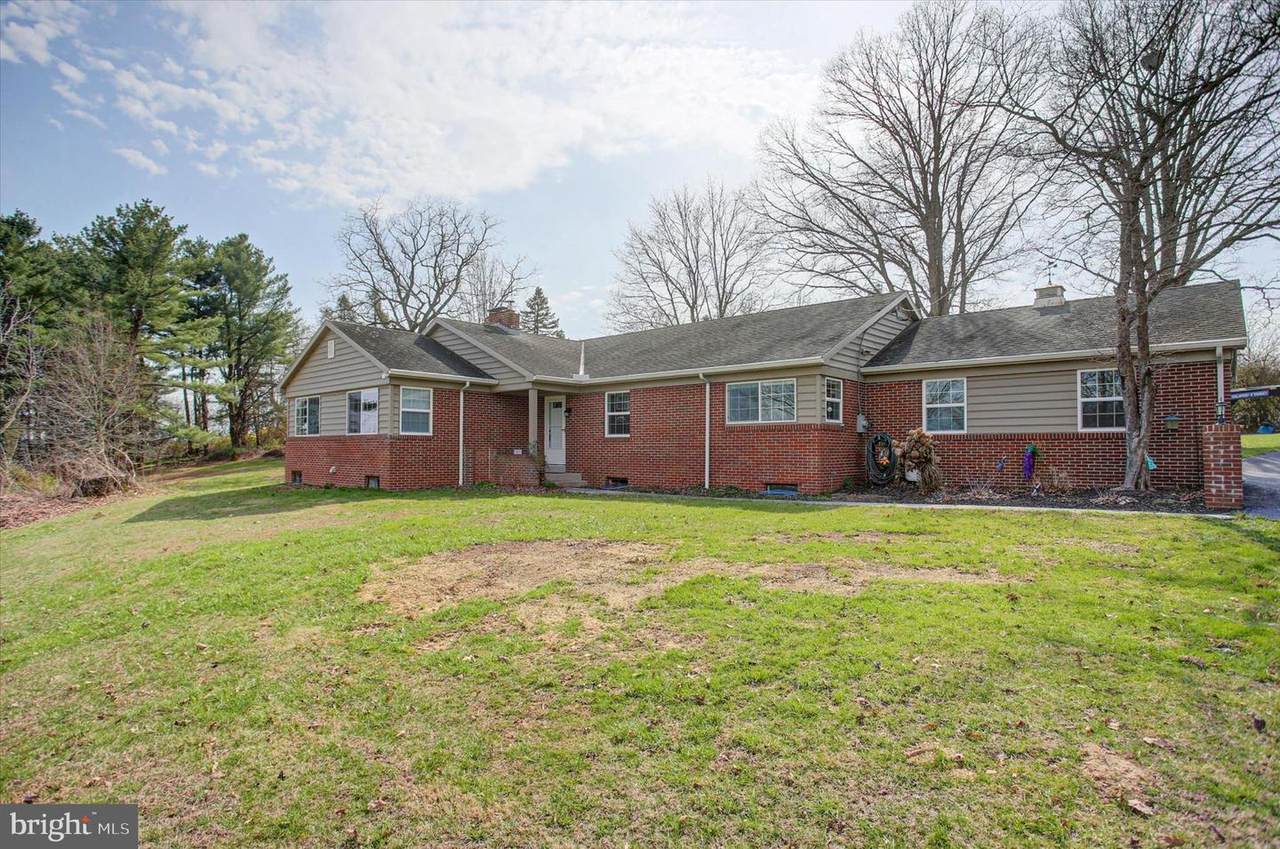 6612 Moulstown Rd - Photo 1