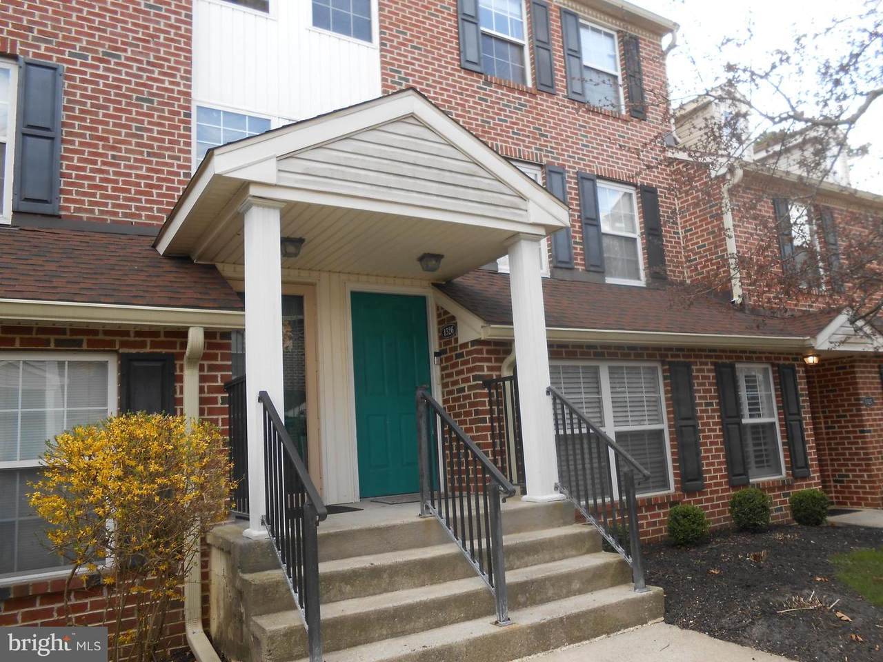 1526 Thomas Jefferson Court - Photo 1