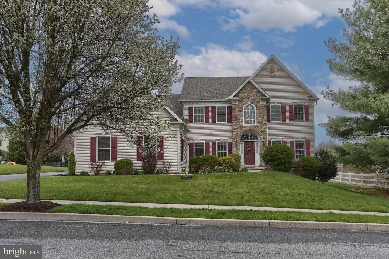 1265 Stone Creek Drive - Photo 1