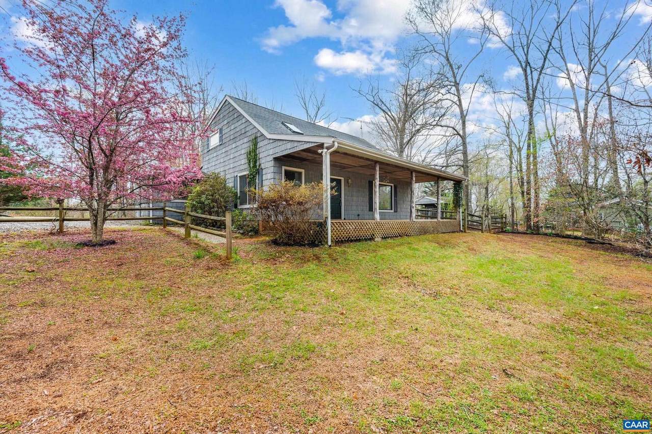 699 Winton Rd - Photo 1