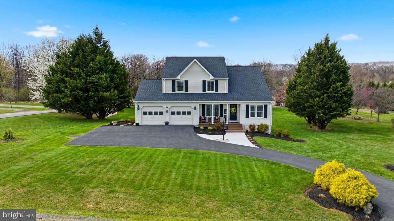 17 Renaissance Drive - Photo 1