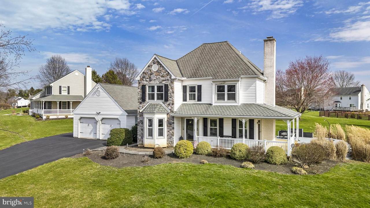 244 Shore Line Drive - Photo 1