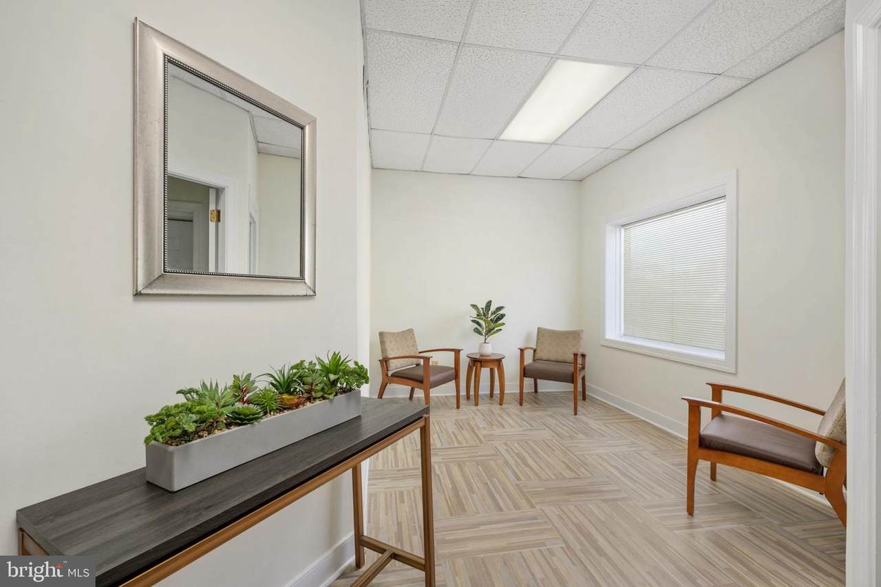 620-SUITE A Kenmore Avenue - Photo 1
