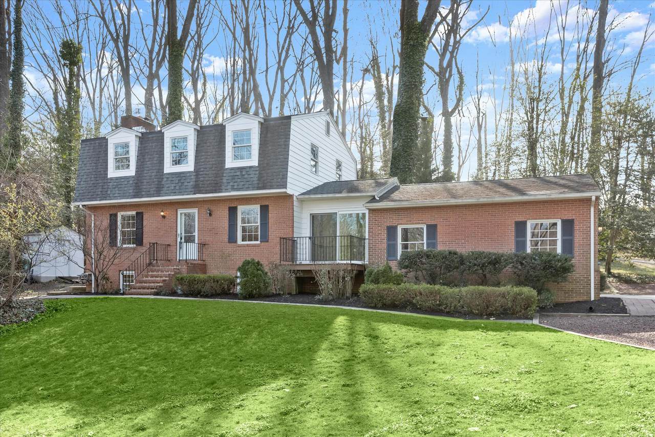 326 Edgewater Road - Photo 1