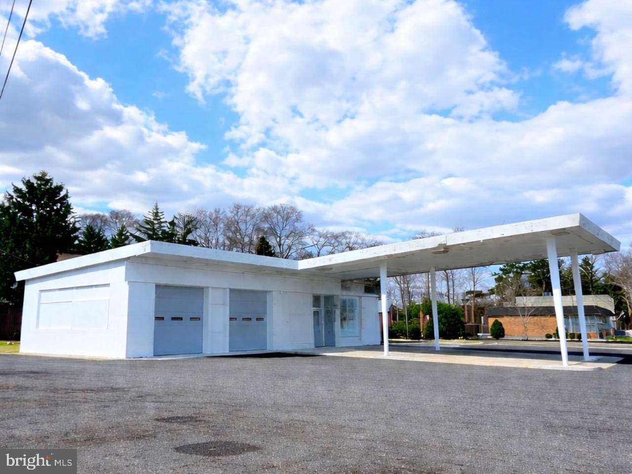 735 Philadelphia Pike - Photo 1