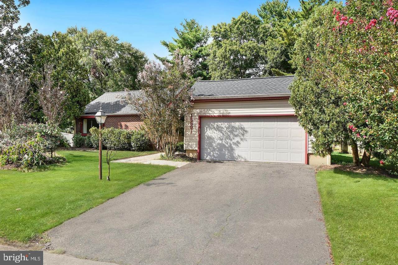 15591 Peach Walker Drive - Photo 1