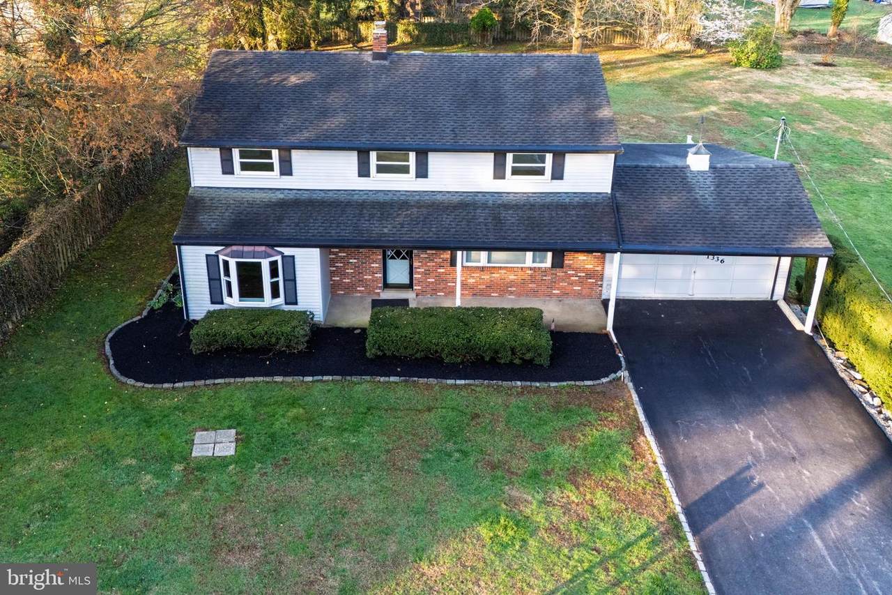 1336 Ship Road - Photo 1