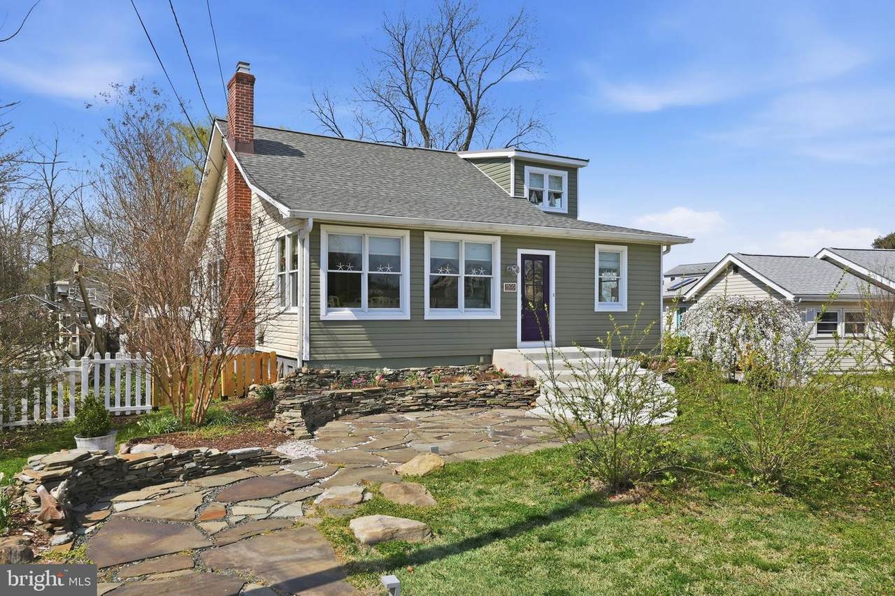 7806 Summit Drive - Photo 1