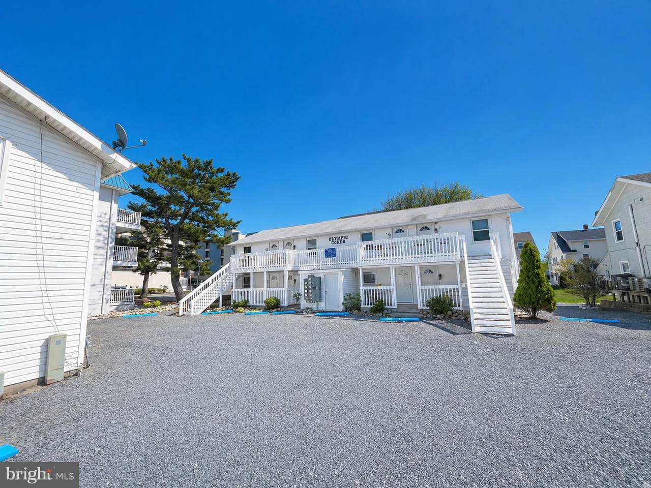 13 40TH Street - Photo 1