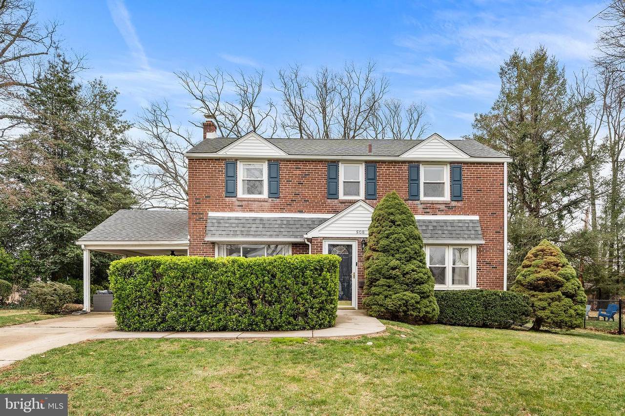 508 Circle Drive - Photo 1