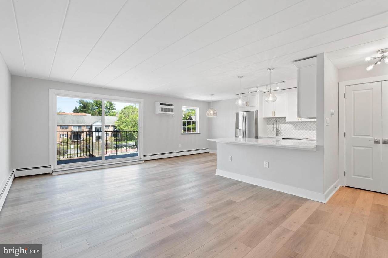 100 Windermere Avenue - Photo 1