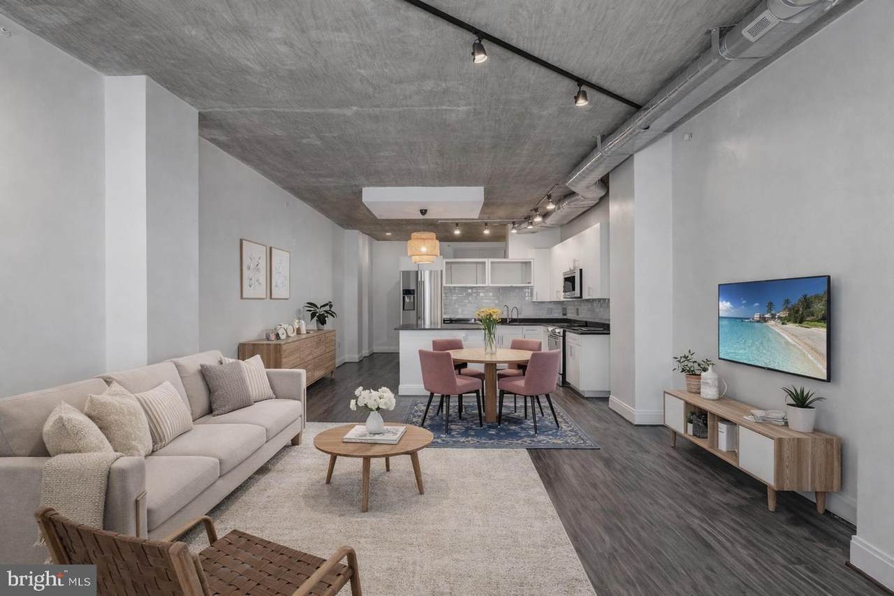 929 Florida Avenue - Photo 1
