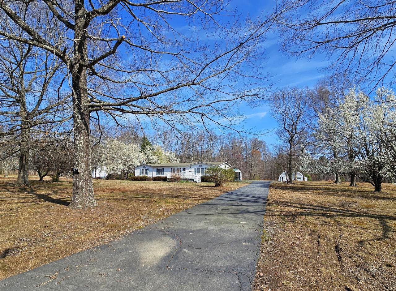 147 Old County Road - Photo 1