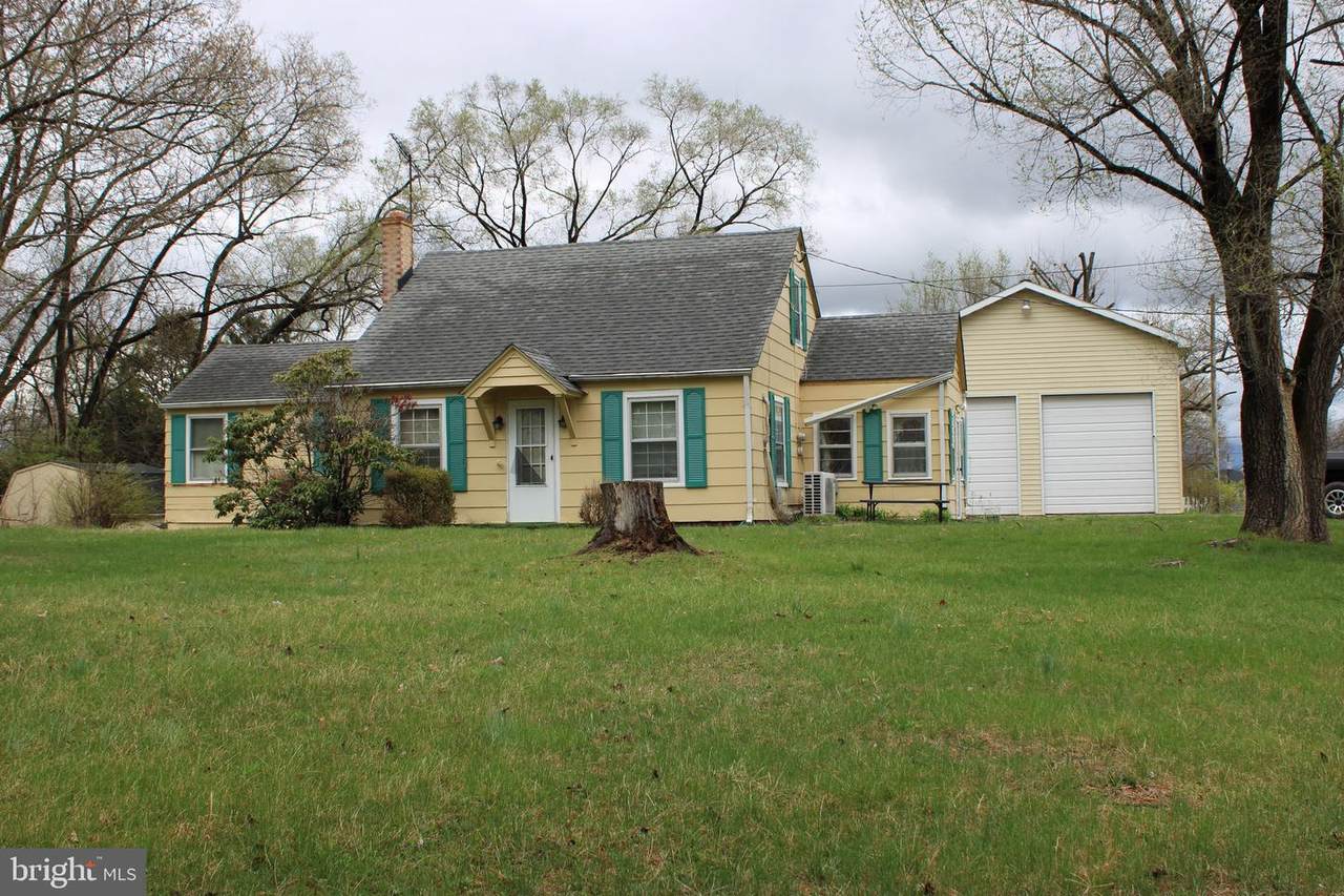 10123 Winchester Avenue - Photo 1