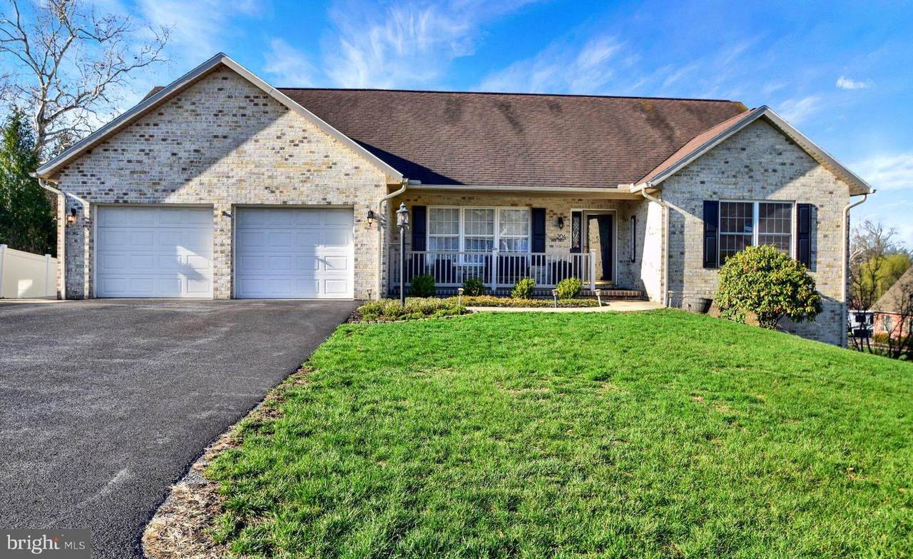 204 Jade Drive - Photo 1