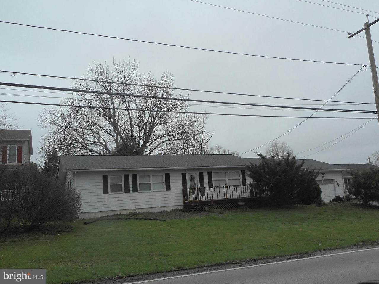 614 Bladen Street - Photo 1