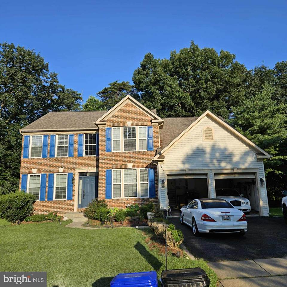7605 Stratfield Lane - Photo 1