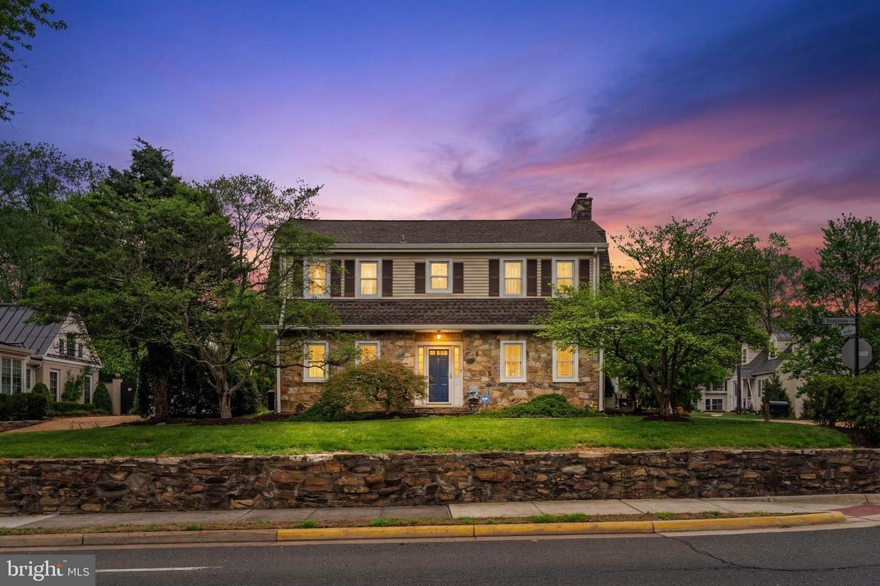 700 Washington Street - Photo 1