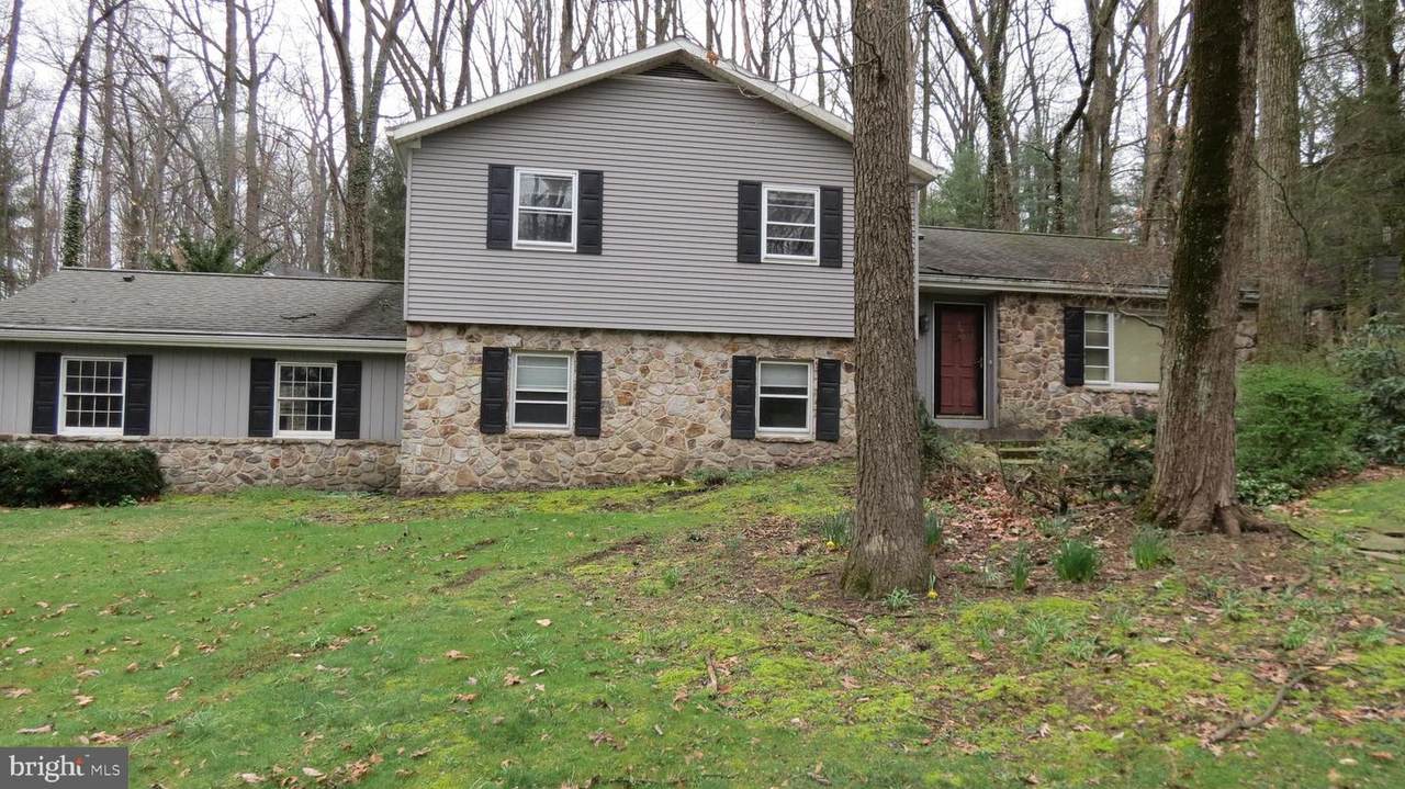436 Laurel Drive - Photo 1