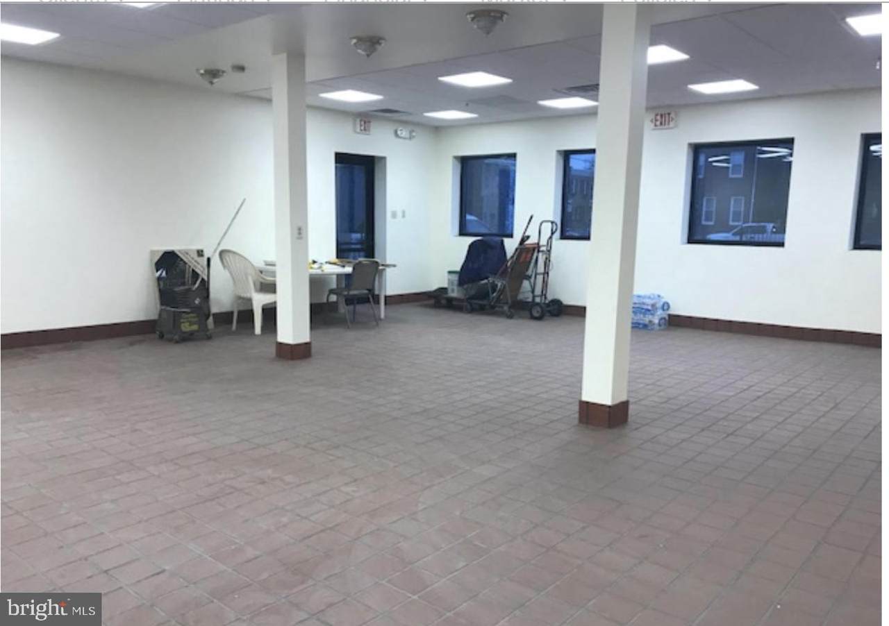 https://bt-photos.global.ssl.fastly.net/brightmls/1280_boomver_1_804721933646-2.jpg