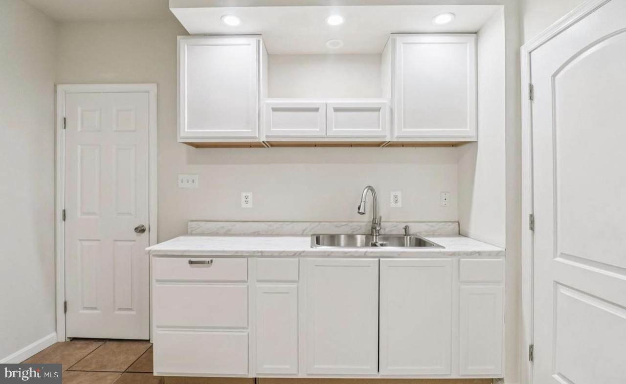 6005 Armaan Drive - Photo 1