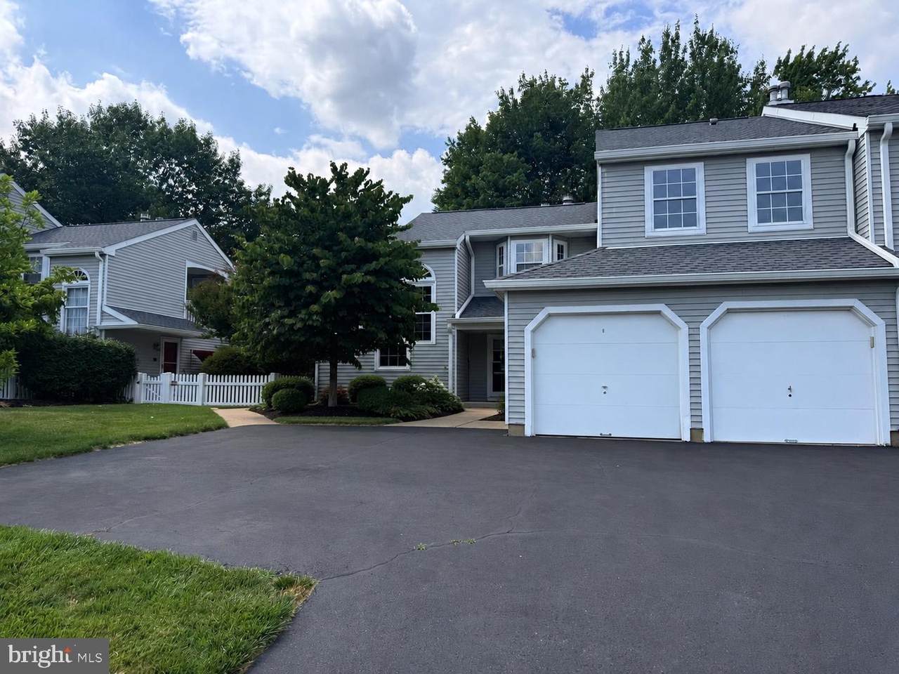 648-B Rose Hollow Drive - Photo 1