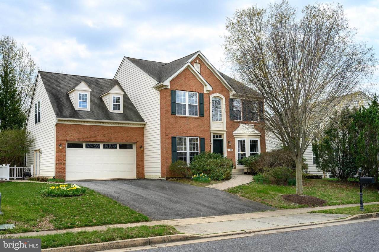 103 Sutton Way - Photo 1