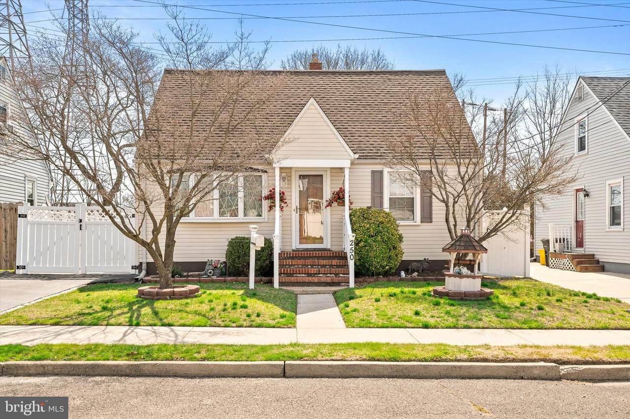 250 Edward Avenue - Photo 1
