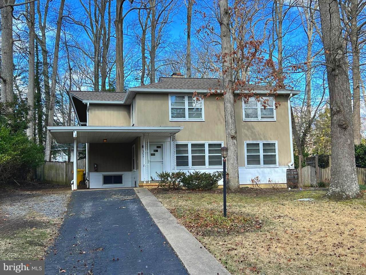 102 Oak Drive - Photo 1