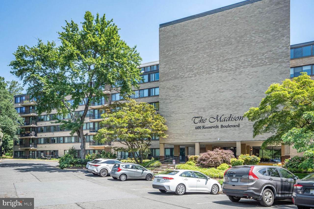 600 Roosevelt Boulevard - Photo 1