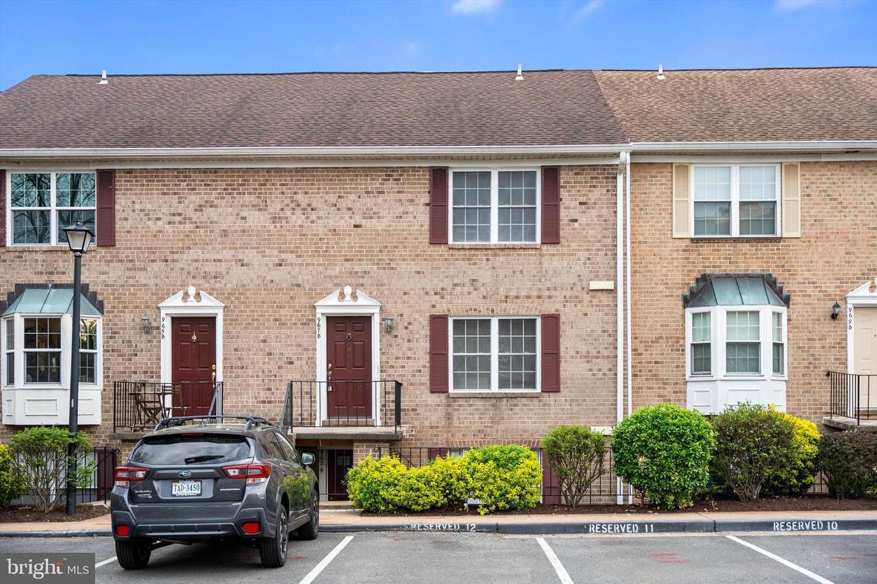 967 Rolfe Street - Photo 1