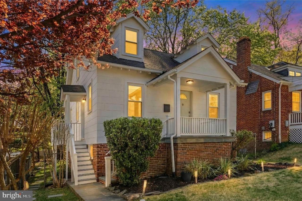 3731 Oakview Terrace - Photo 1