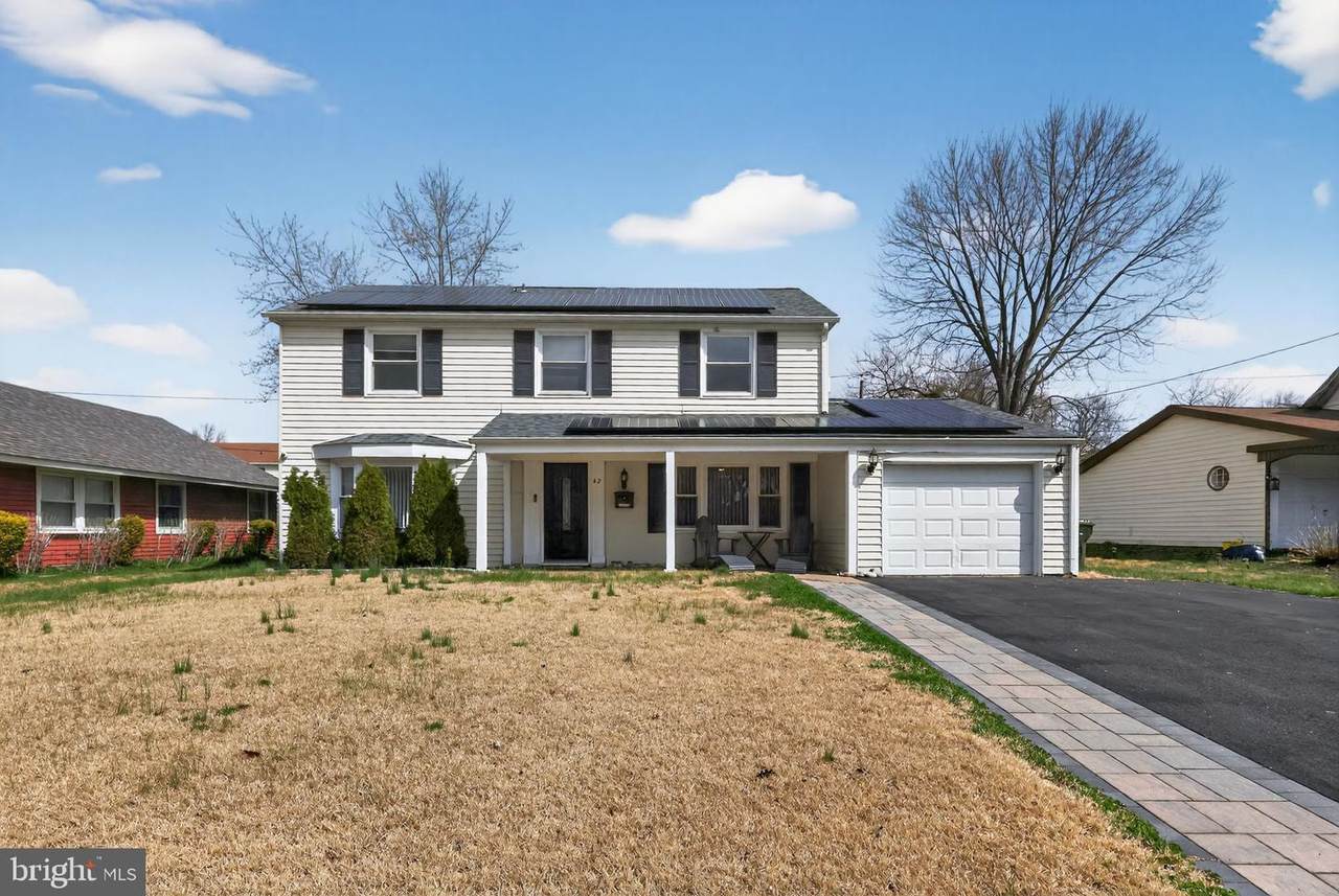 42 Plumtree Lane - Photo 1