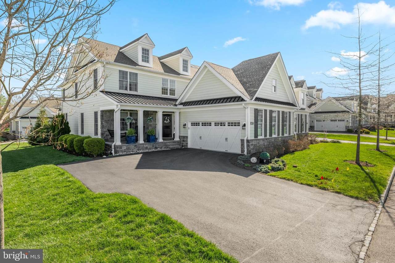 407 Berlo Lane - Photo 1