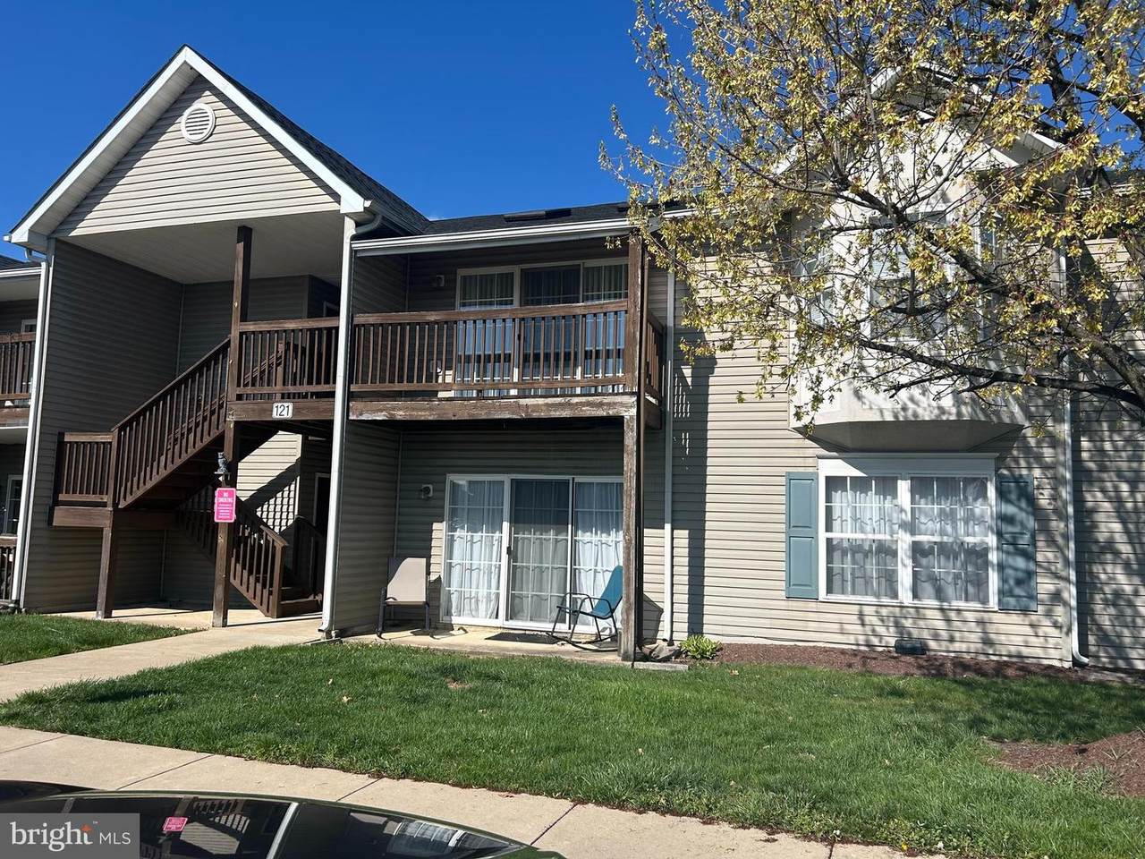 121-8 Brookland Court - Photo 1