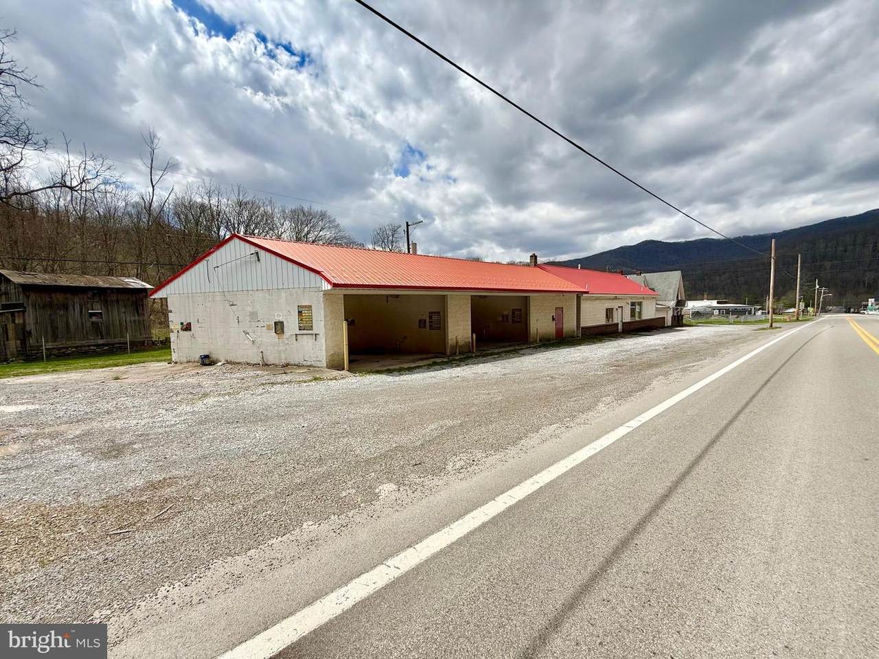 22616 Allegheny Highway - Photo 1