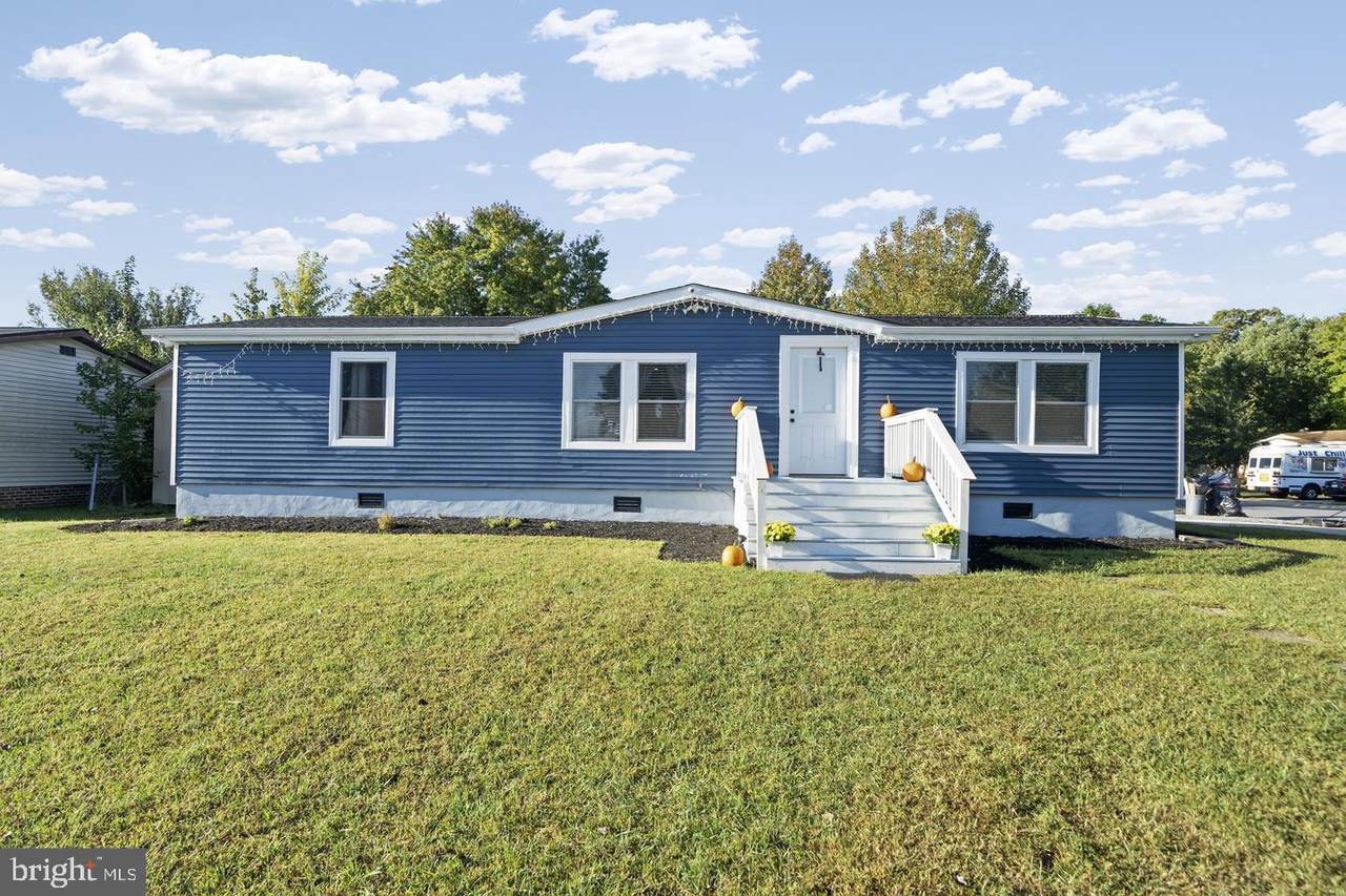 45939 Halsey Court - Photo 1