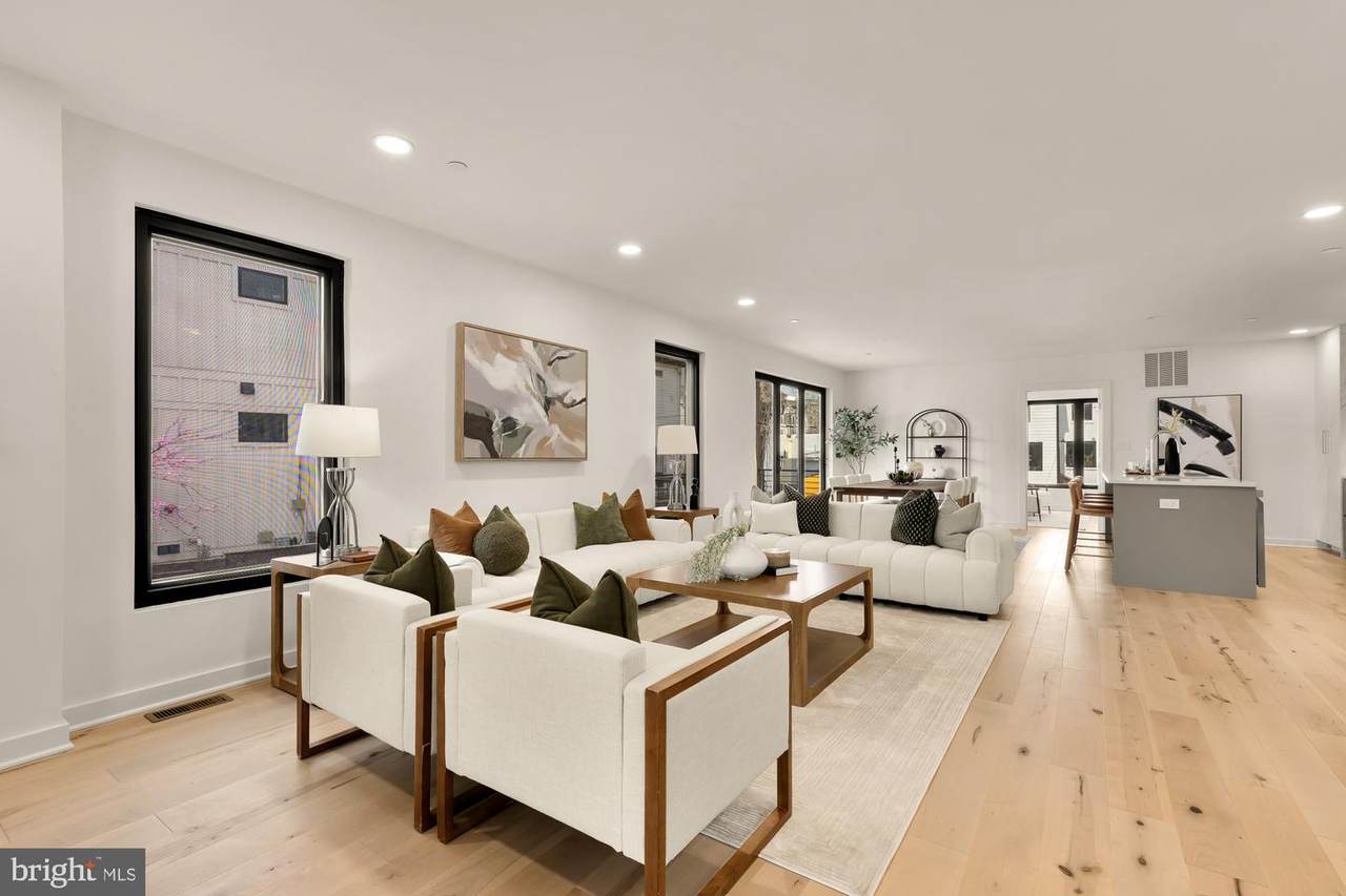 641 Quebec Place - Photo 1